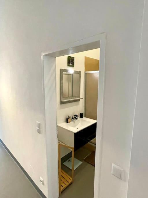 Klimatisierte Sehr Zentrale Wohnung-loftstyle- Apartamento Viena