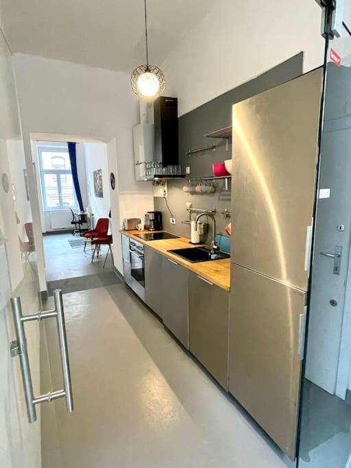 Klimatisierte Sehr Zentrale Wohnung-loftstyle- * Viena