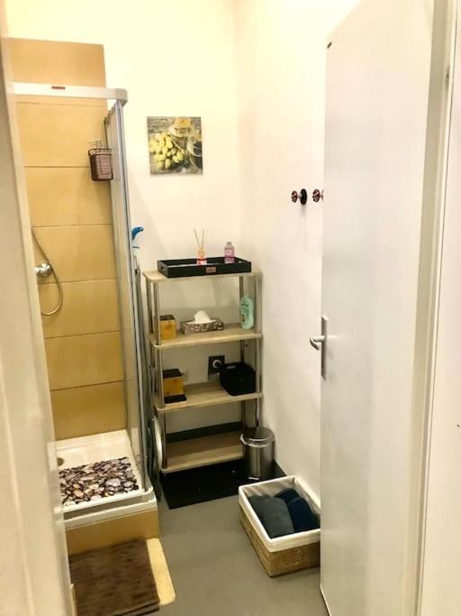Klimatisierte Sehr Zentrale Wohnung-loftstyle- Apartamento Viena